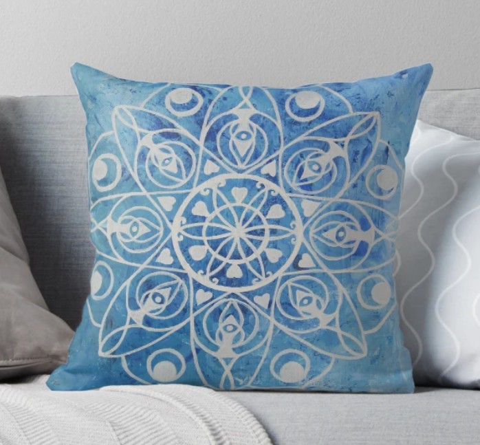coussin vendu par redbubble, motif mandala bleu de Swaze